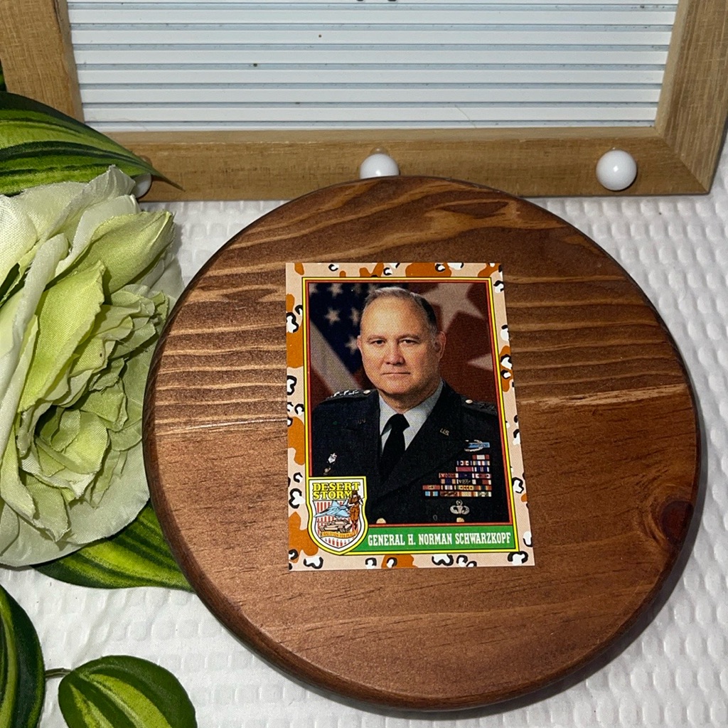 1991 Topps Desert Storm General H Norman Schwarzkopf Iii